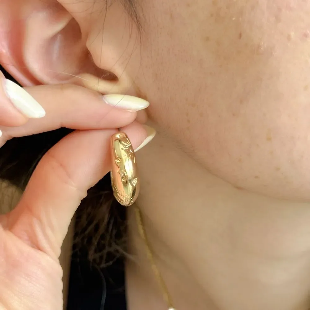 Elegant Gold Hoop Earrings A1029